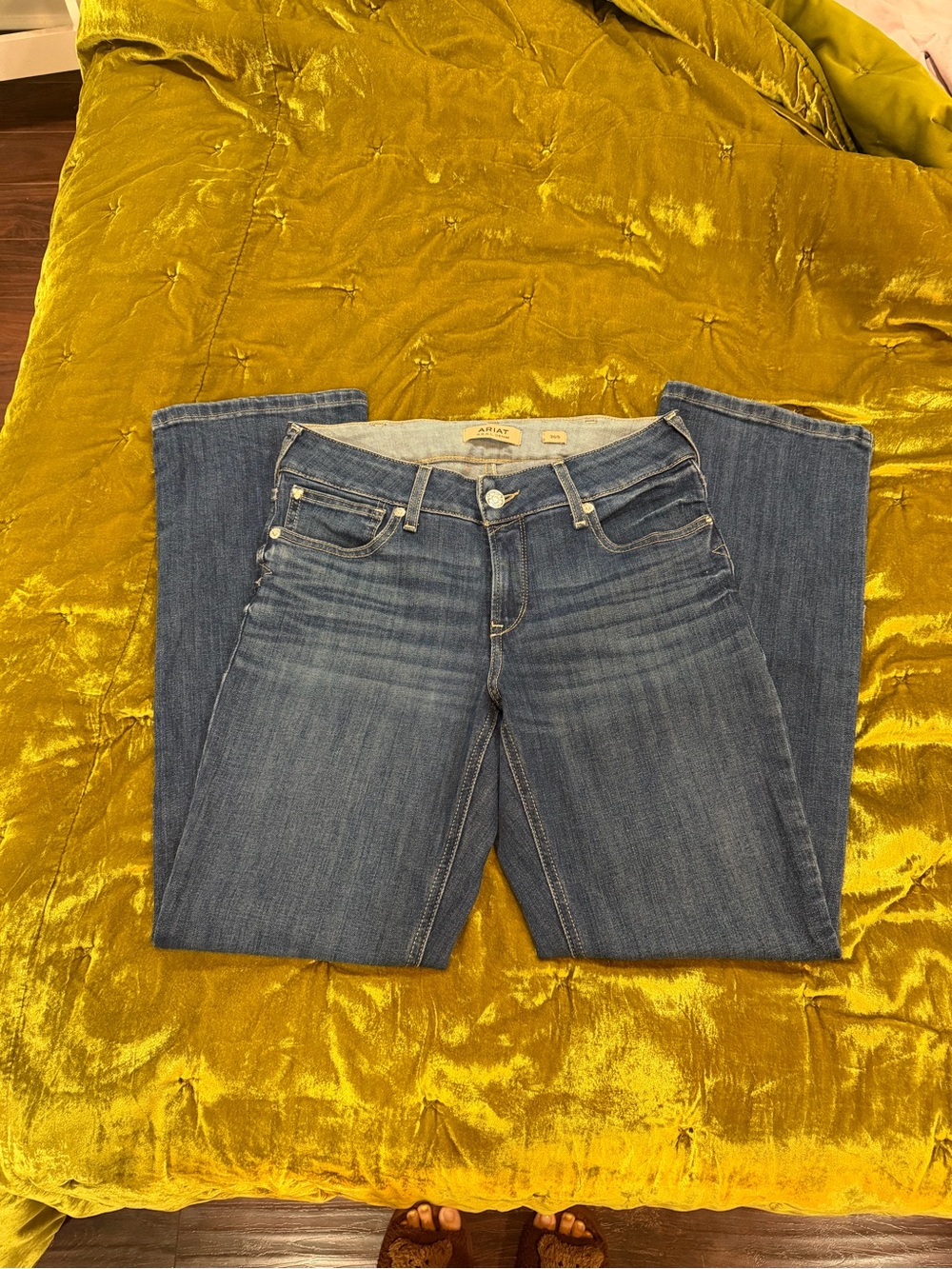 Ariat perfect rise straight jeans